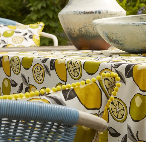 Al fresco dining using outdoor fabric