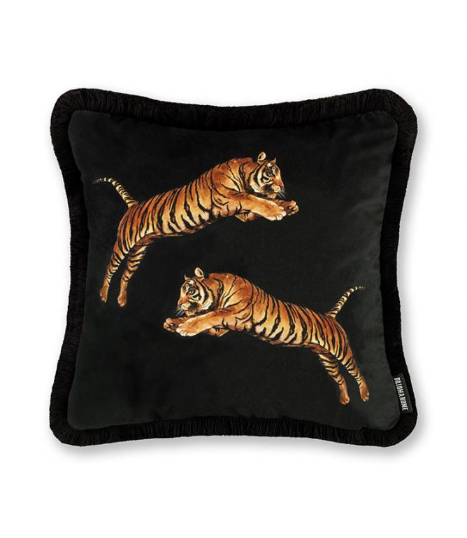 Pouncing Tigers Black