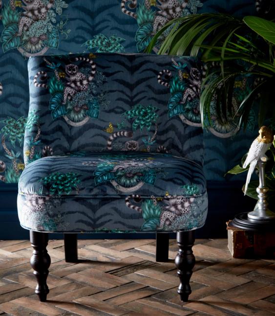 Statement Chairs  / Langley Lemur Navy